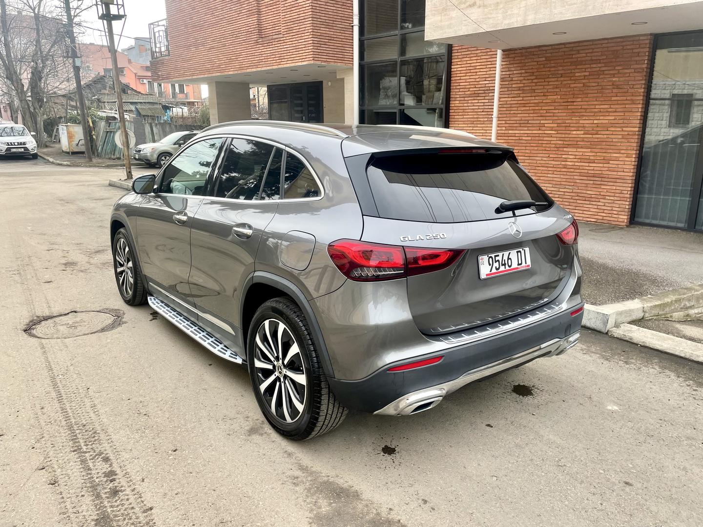 Mercedes-Benz GLA 250 2020 — photo 2