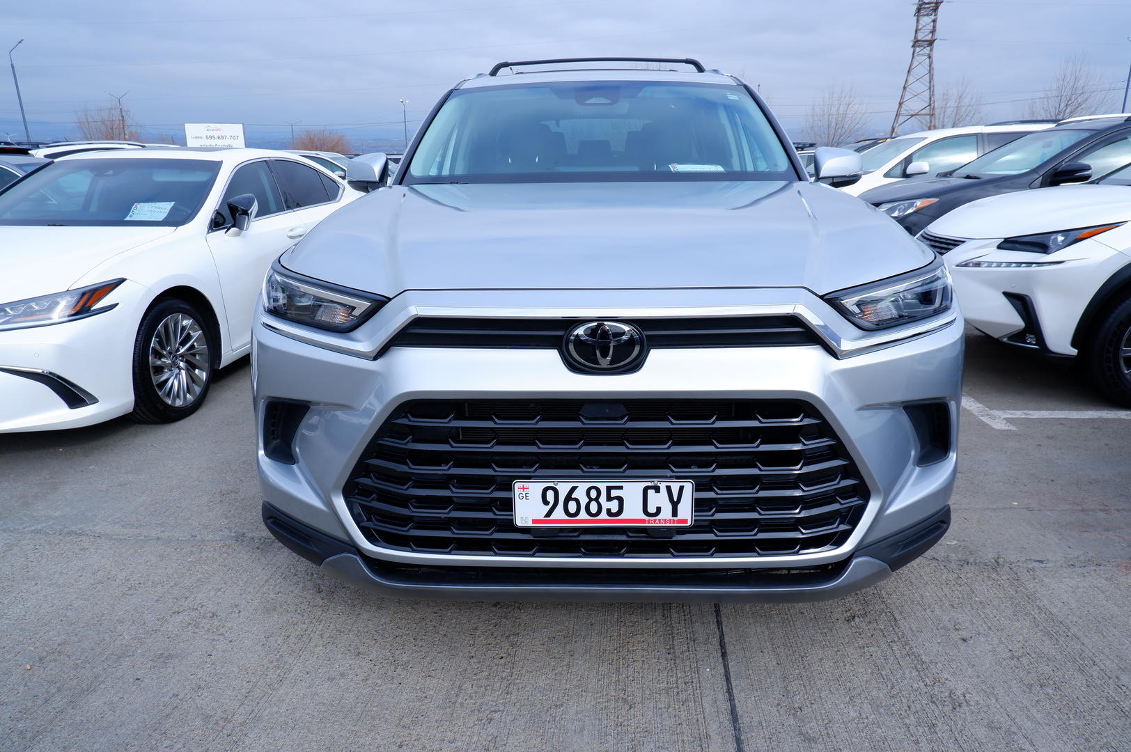 Toyota grand highlander 2023 — photo 2