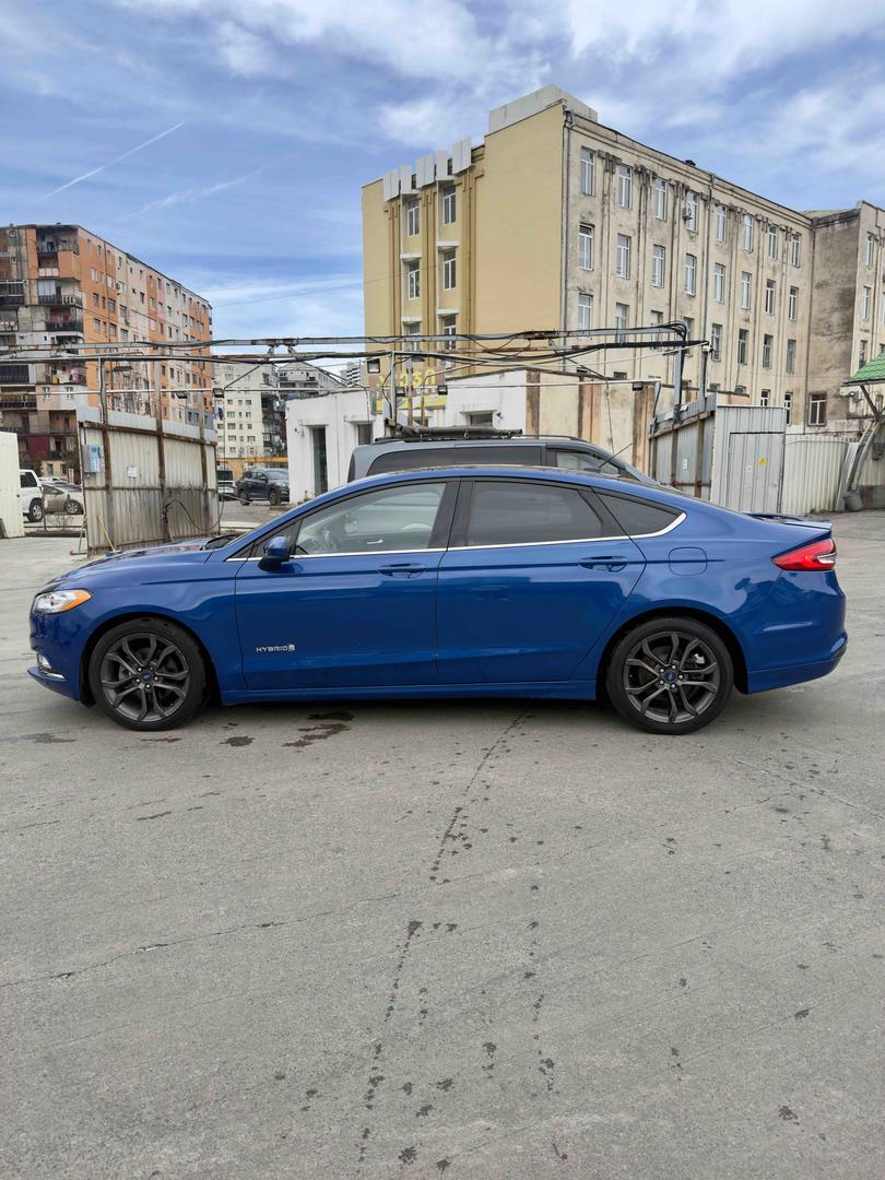 Ford Fusion 2017 — photo 2