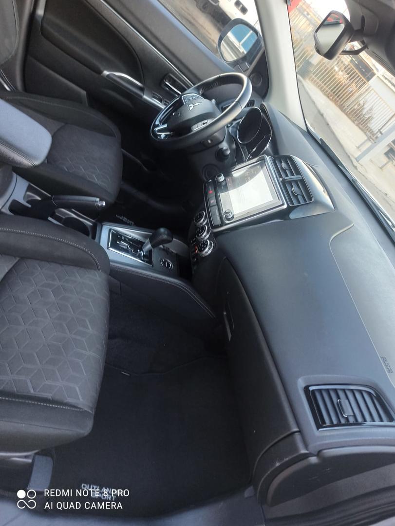 Mitsubishi Outlander Sport 2021 — photo 2