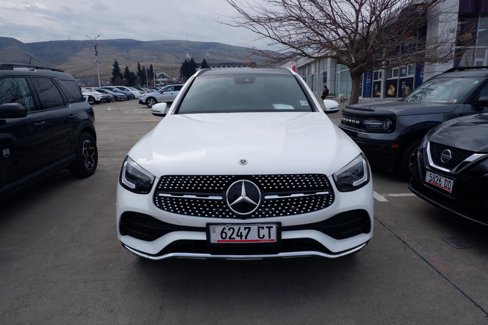 Mercedes-Benz GLC 300 2022 — photo 2