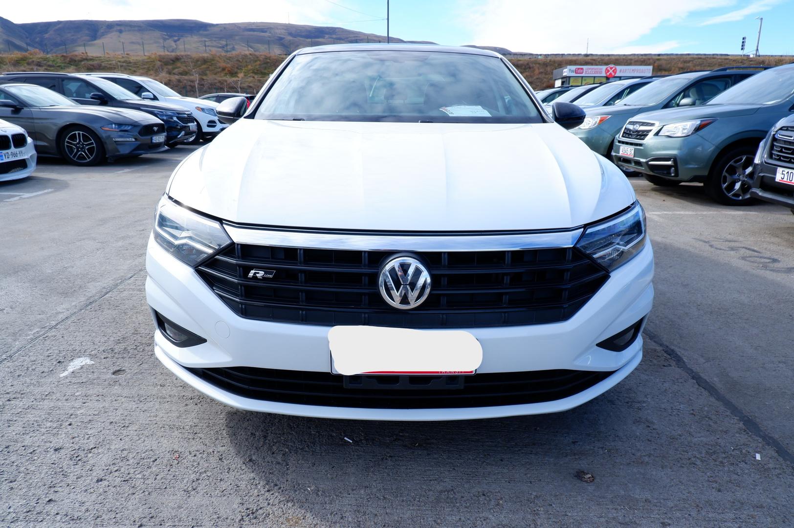 Volkswagen Jetta 2021 — photo 2