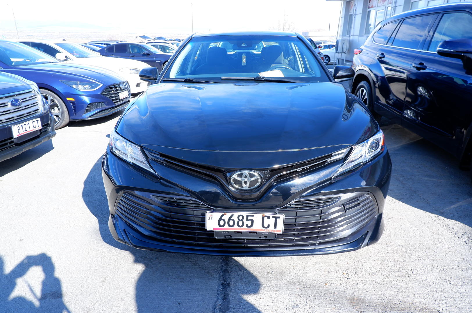 Toyota Camry 2017 — photo 2
