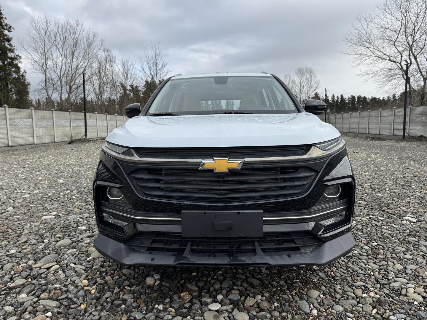Chevrolet Captiva 2023 — photo 2