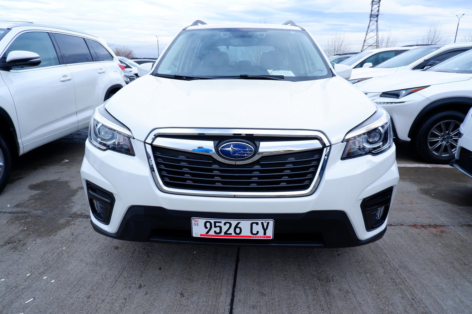 Subaru Forester 2018 — photo 2