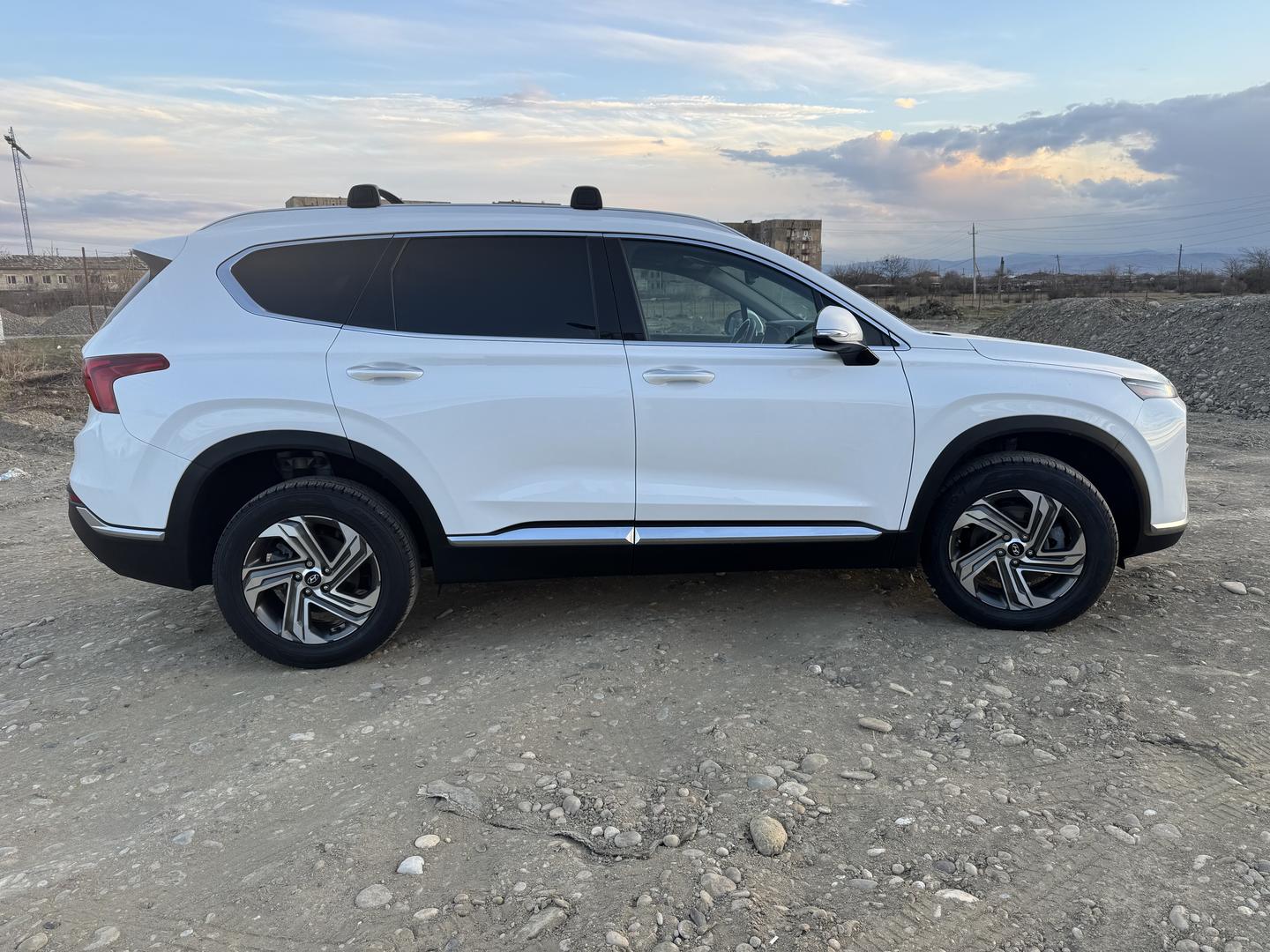 Hyundai Santa Fe 2021 — photo 2