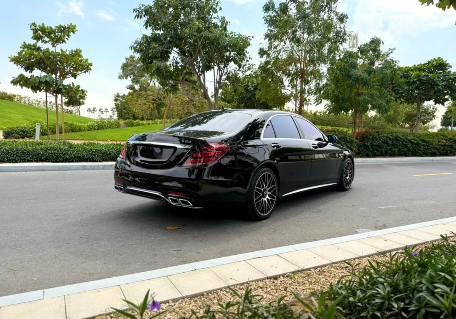 Mercedes-Benz S 560