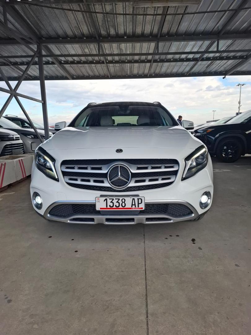 Mercedes-Benz GLA 250 2018 — photo 2