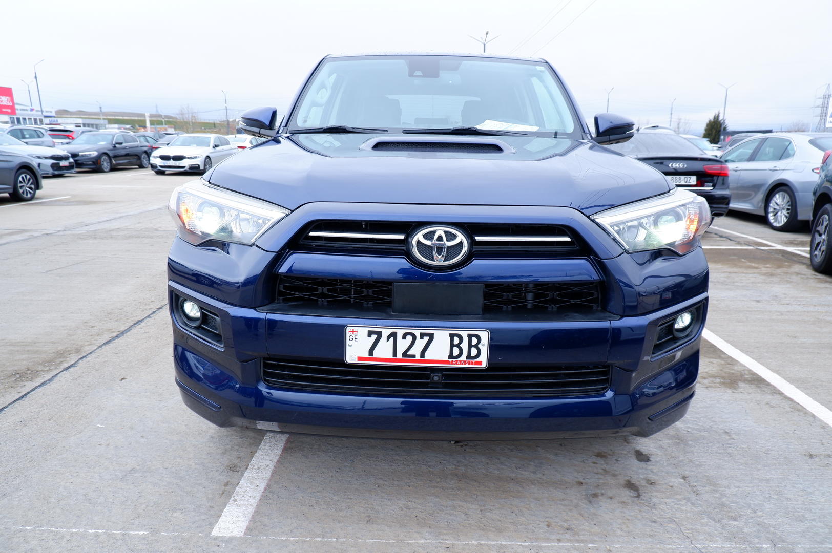 Toyota 4Runner 2022 — photo 2