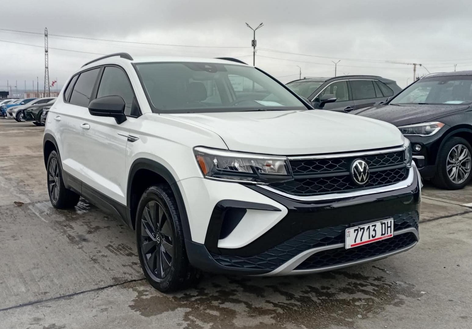 Volkswagen Taos 2022 — photo 2