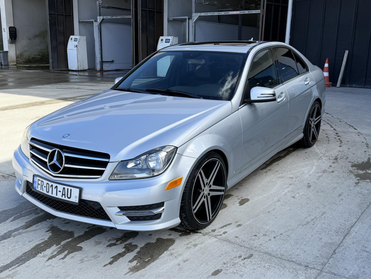 Mercedes-Benz C 300