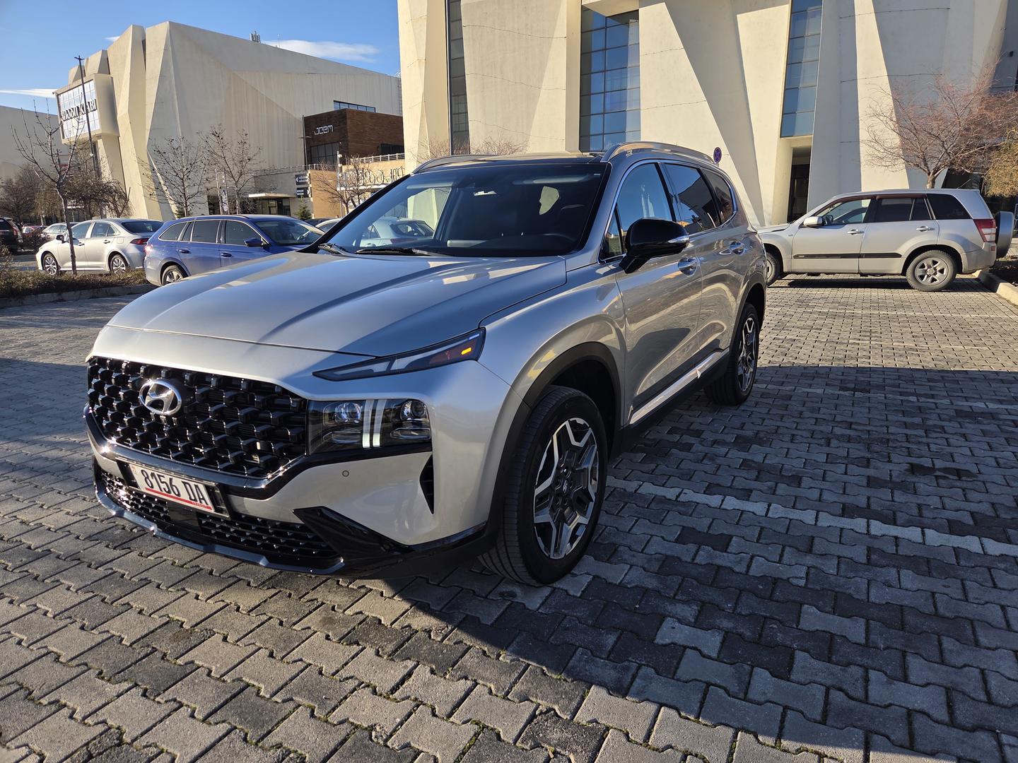 Hyundai Santa Fe 2023 — photo 2