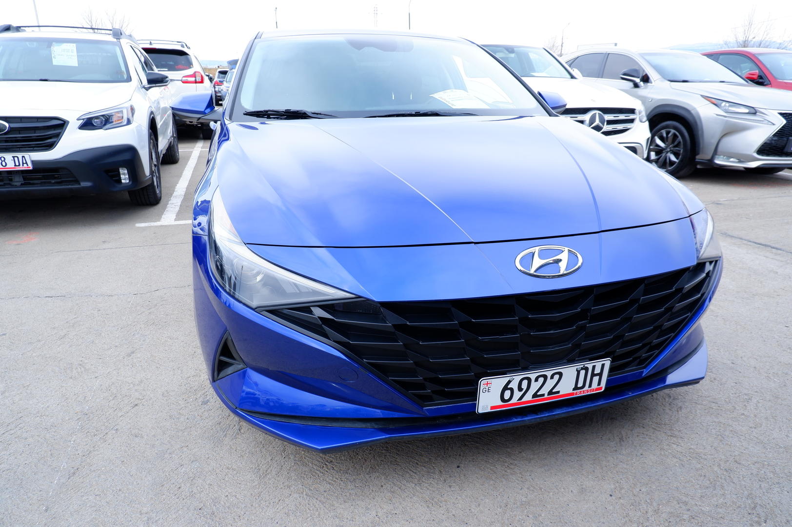 Hyundai Elantra 2023 — photo 2