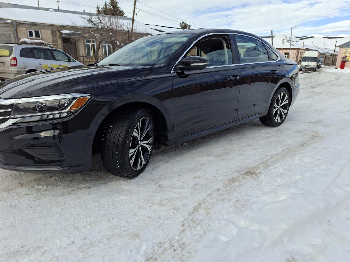 Volkswagen Passat 2020 — photo 2
