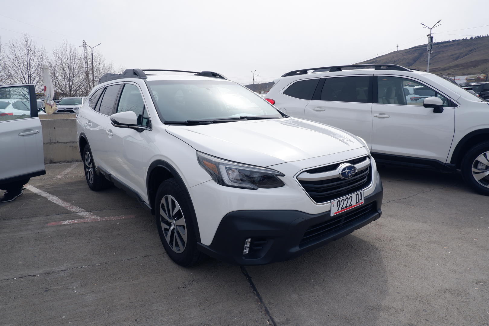 Subaru Outback 2020 — photo 2