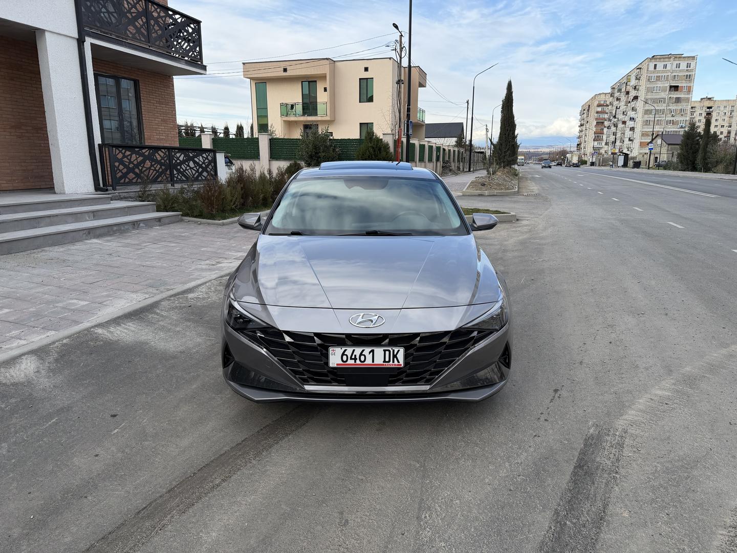 Hyundai Elantra 2022 — photo 2