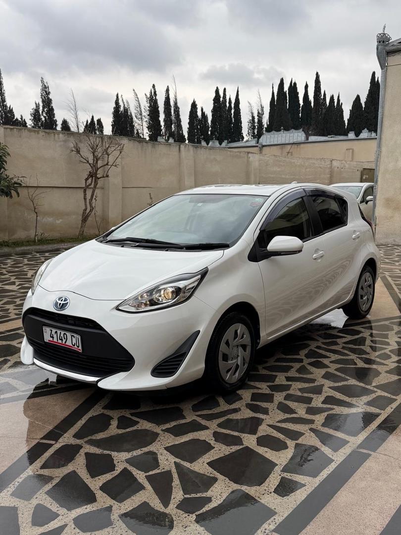 Toyota Aqua 2020 — photo 2