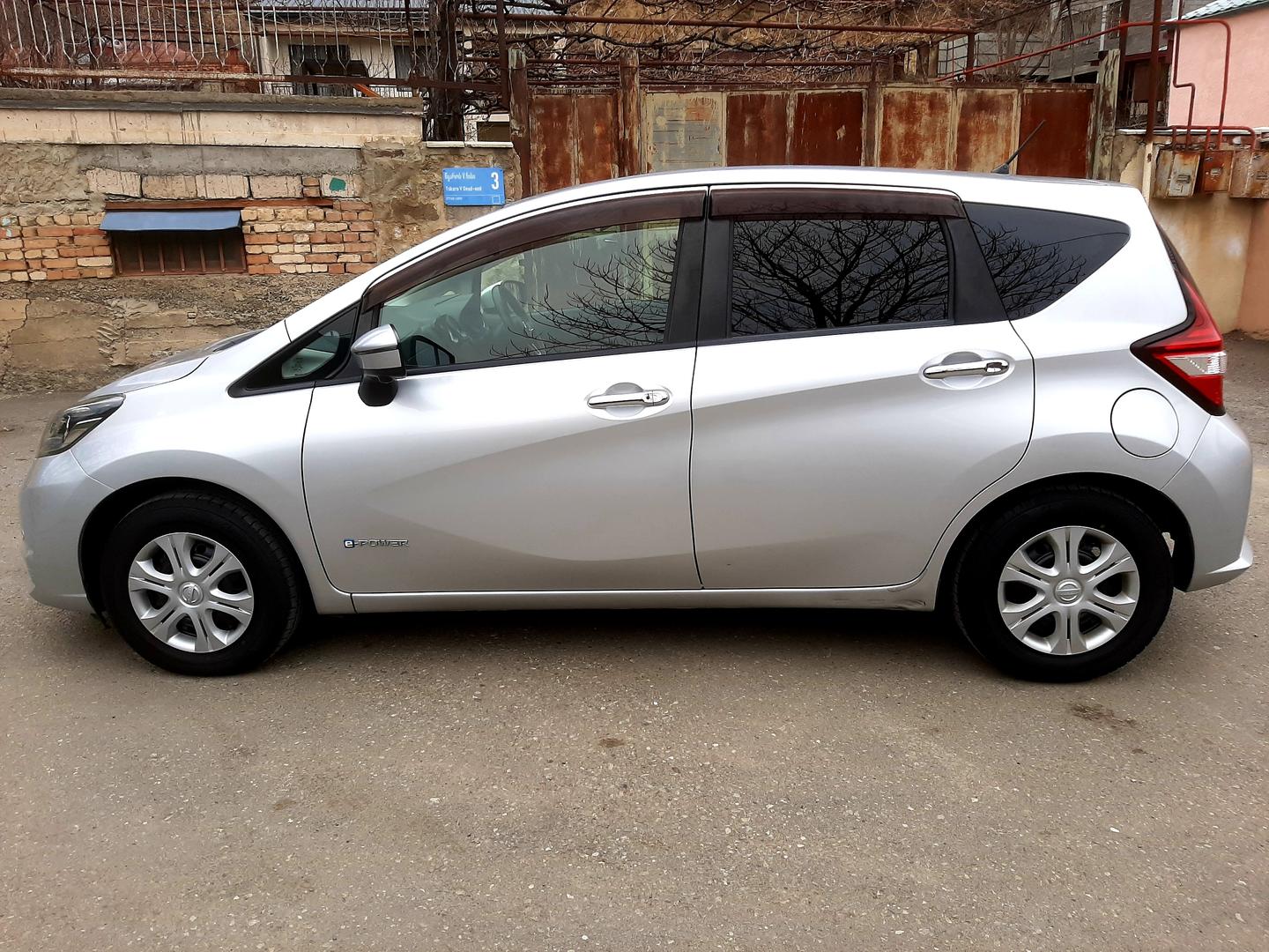 Nissan Note 2017 — photo 2
