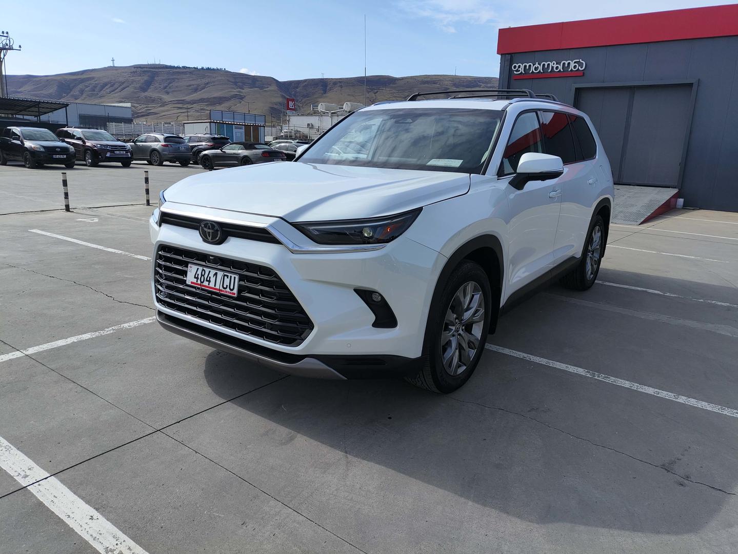 Toyota grand highlander