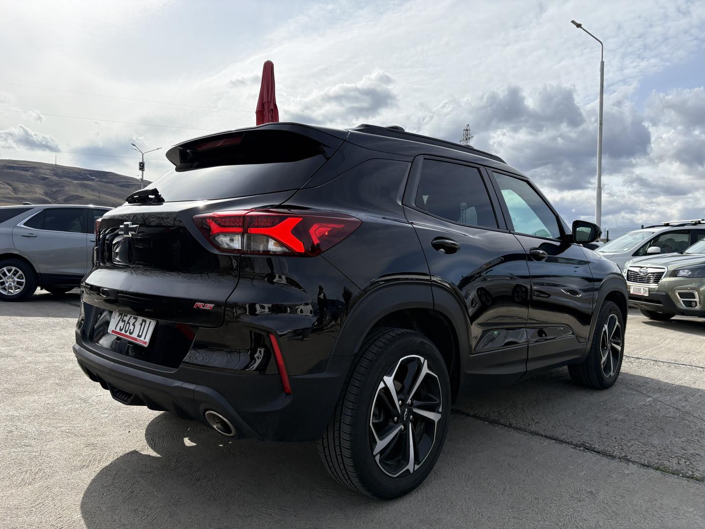 Chevrolet Trailblazer 2021 — photo 2