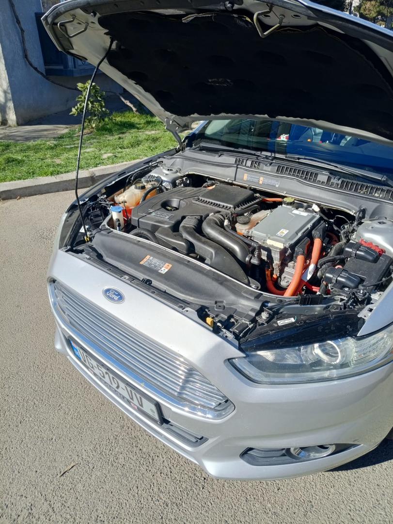 Ford Fusion 2013 — photo 2