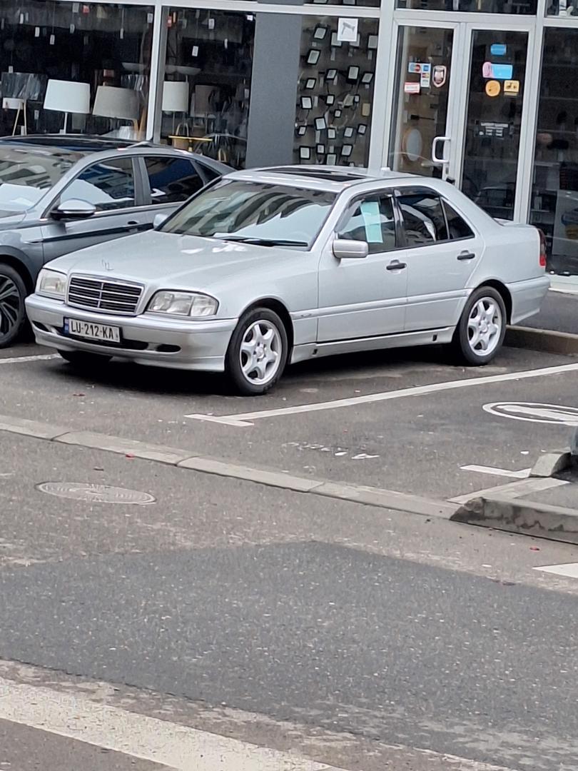 Mercedes-Benz C 280