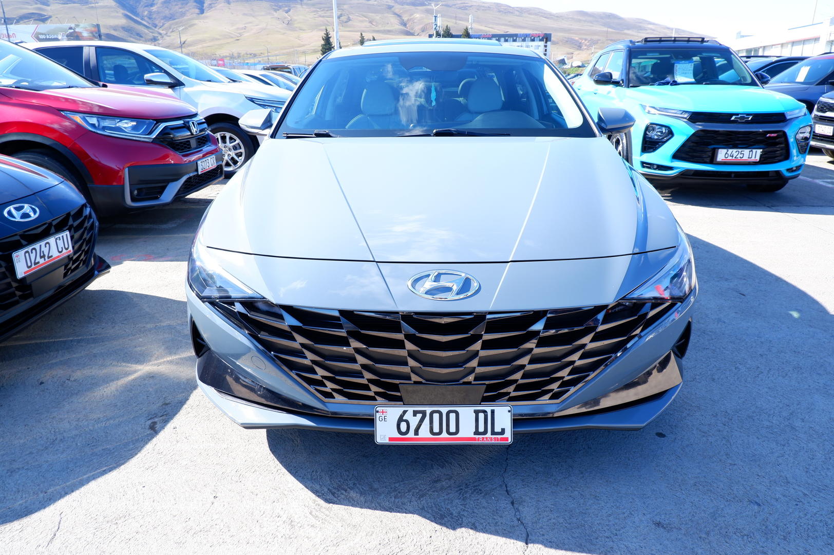 Hyundai Elantra 2022 — photo 2
