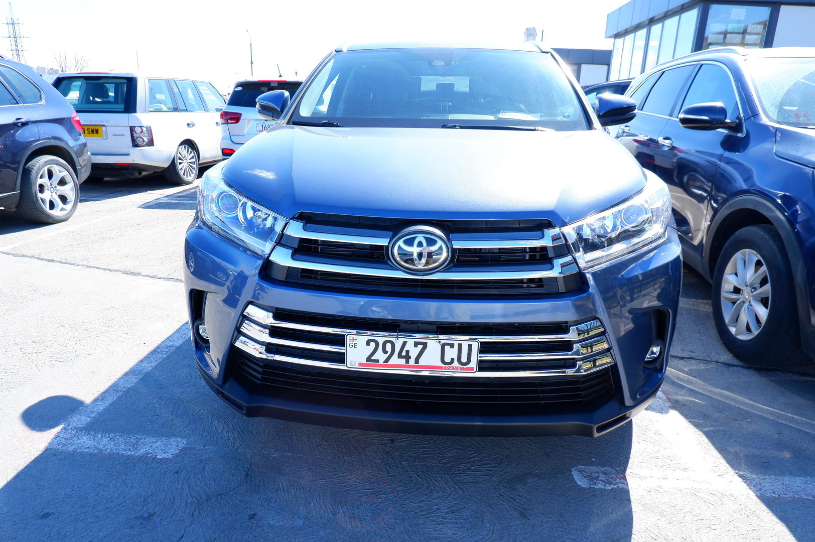 Toyota Highlander 2017 — photo 2