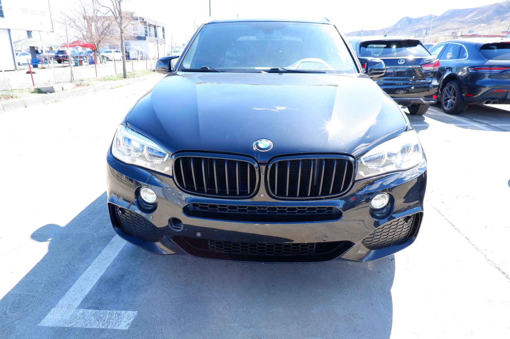 BMW X5 2017 — photo 2