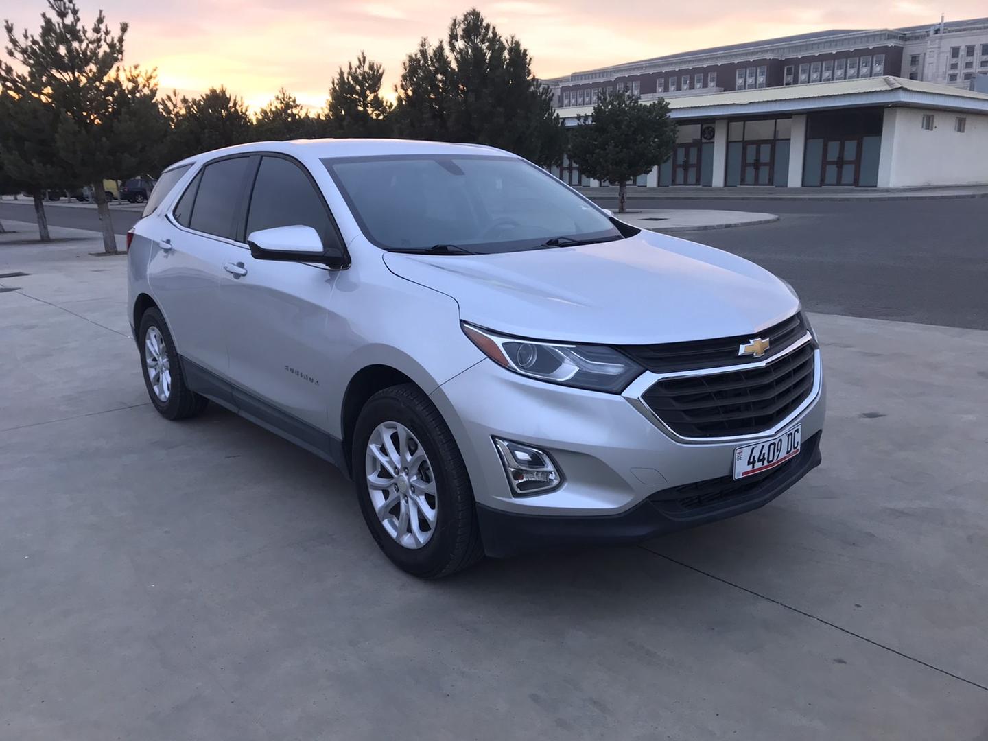 Chevrolet Equinox 2019 — photo 2