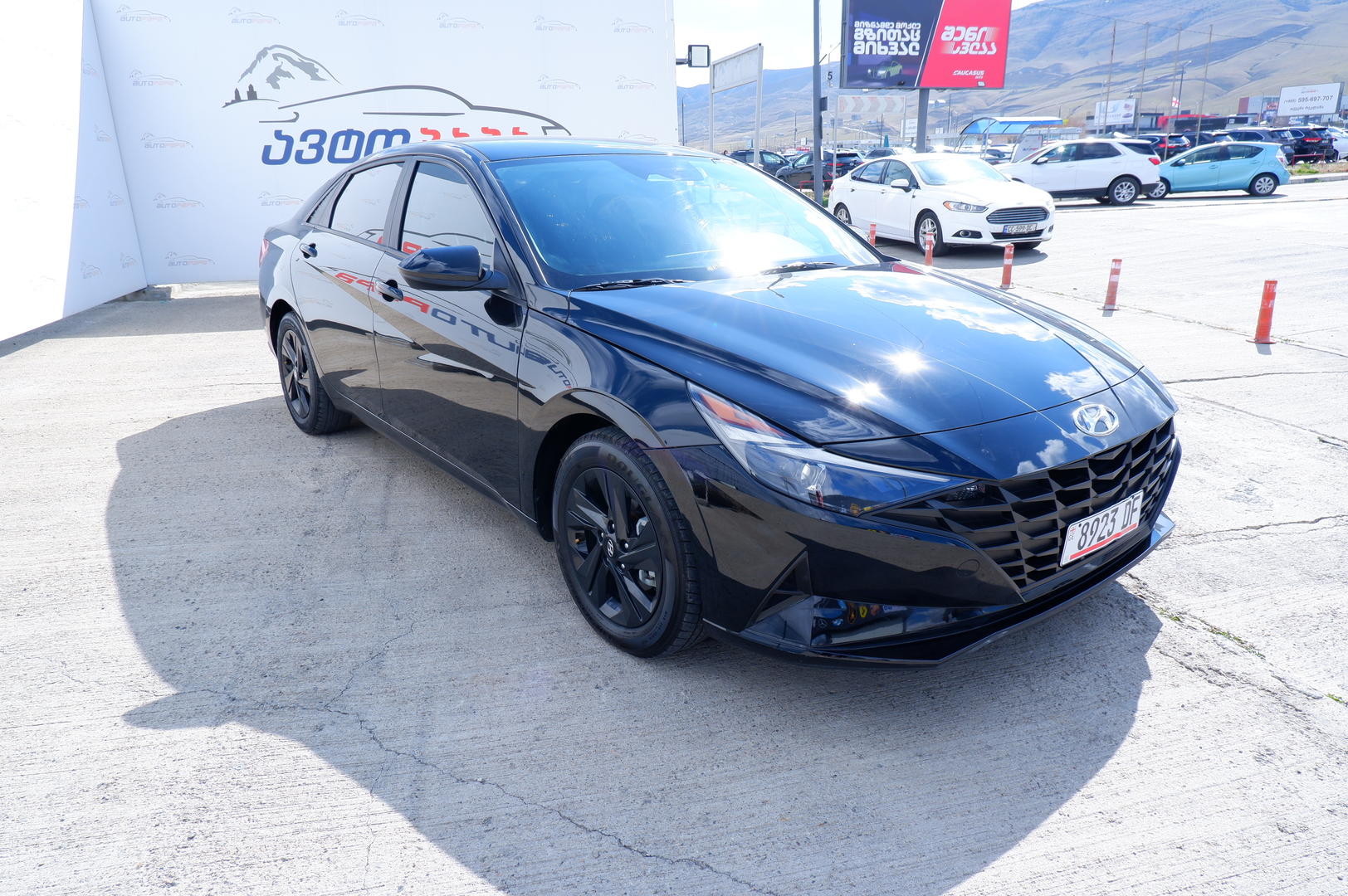 Hyundai Elantra 2022 — photo 2