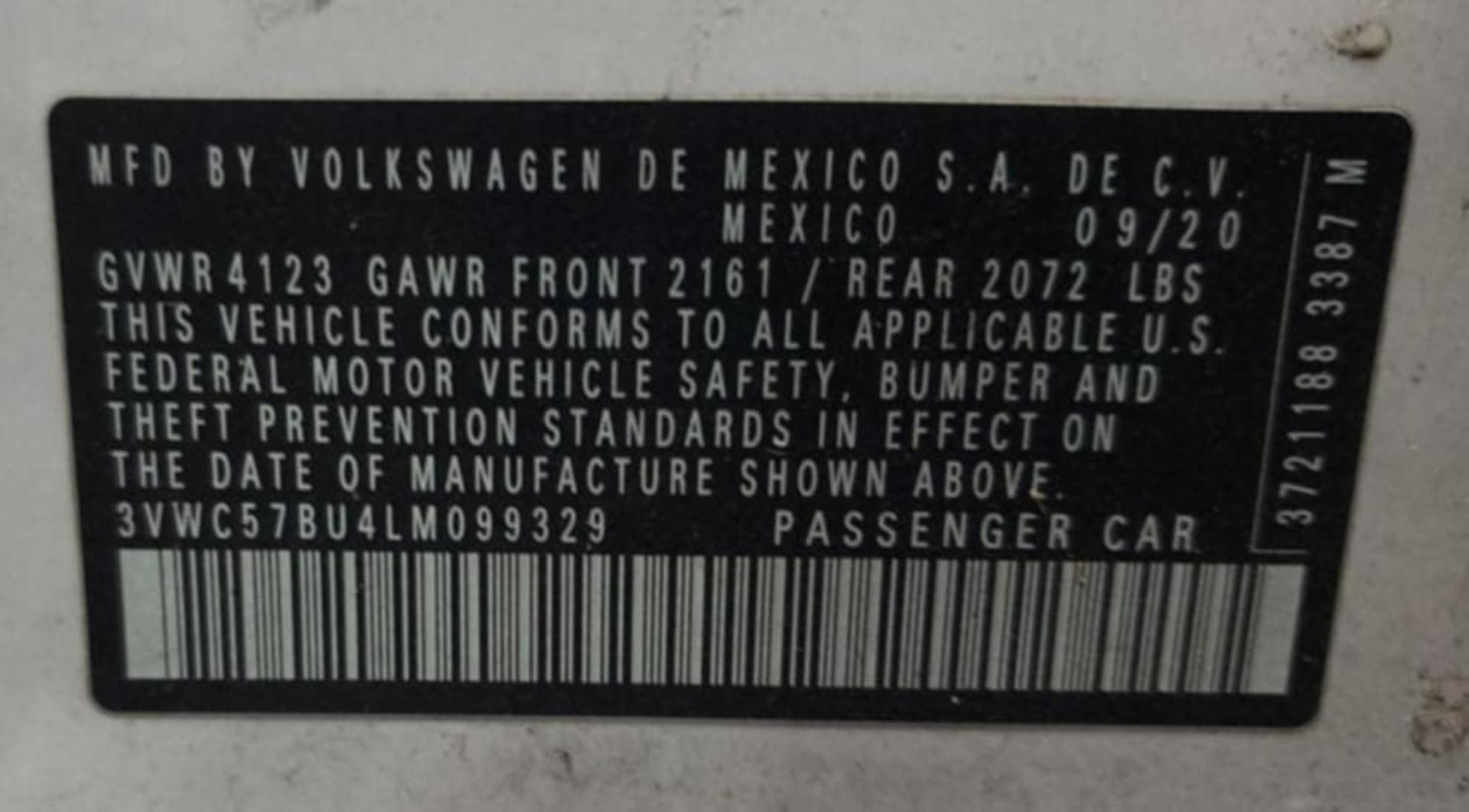 Volkswagen Jetta 2020 — photo 2