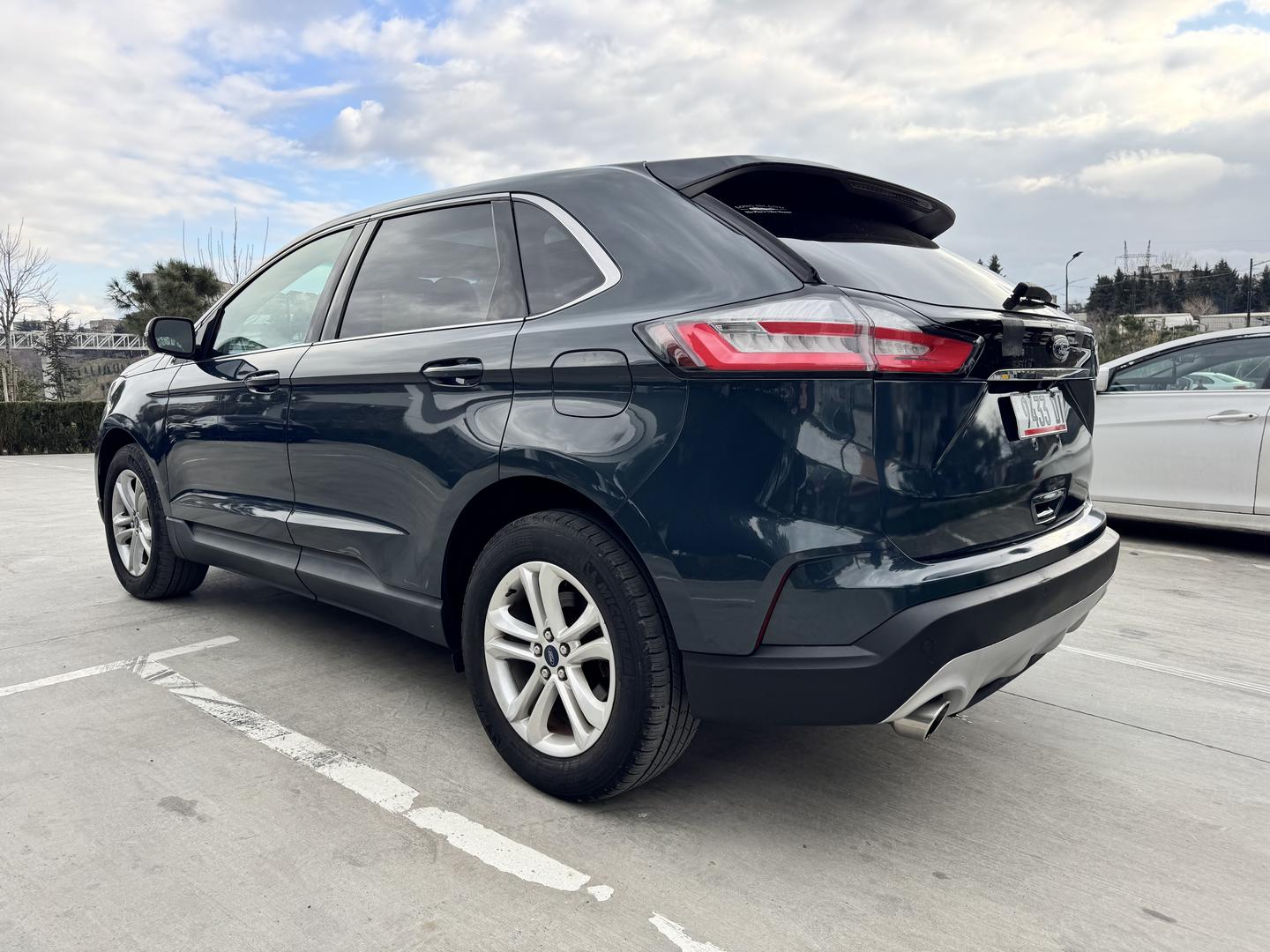 Ford Edge 2019 — photo 2