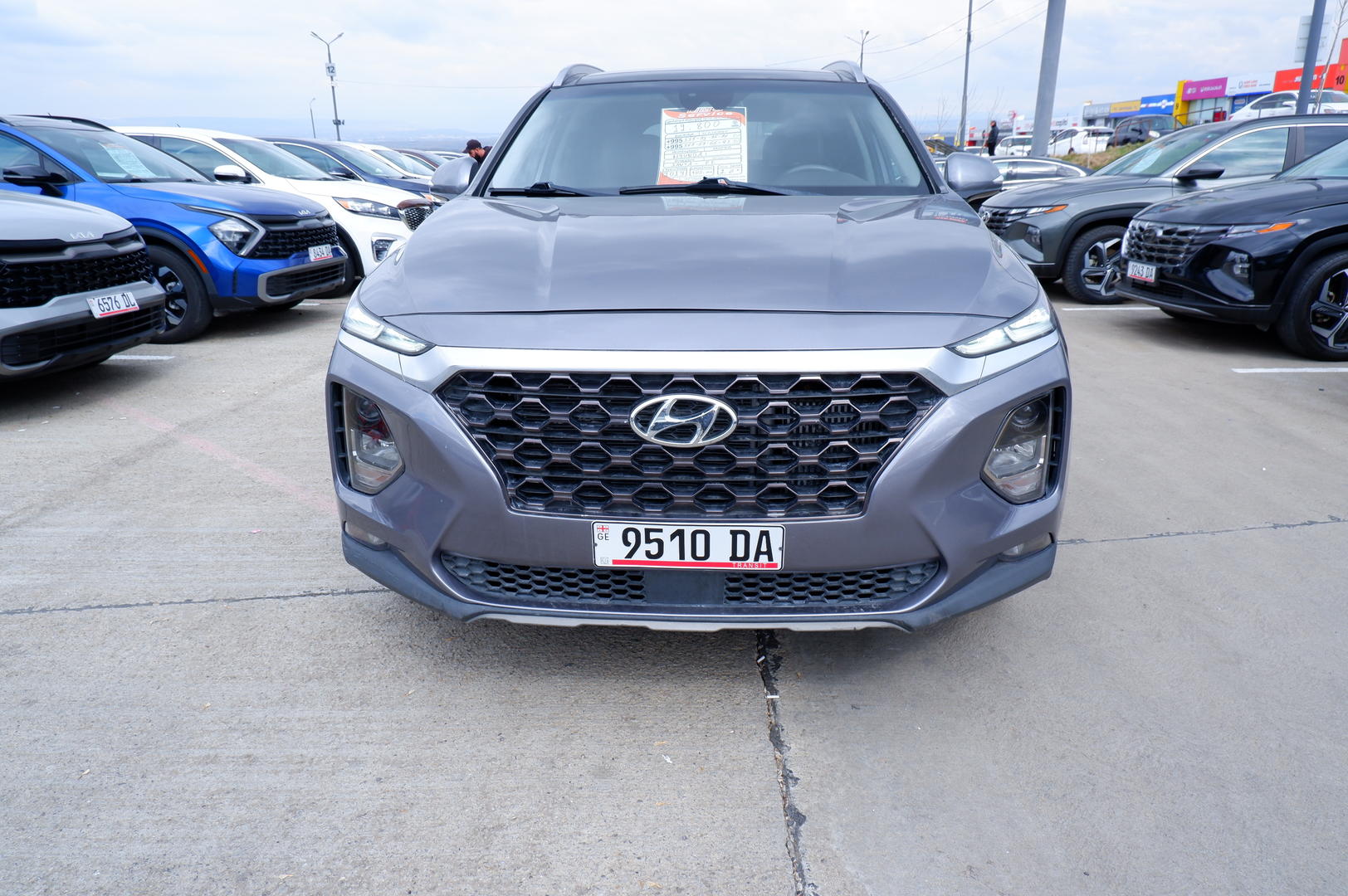 Hyundai Santa Fe 2019 — photo 2