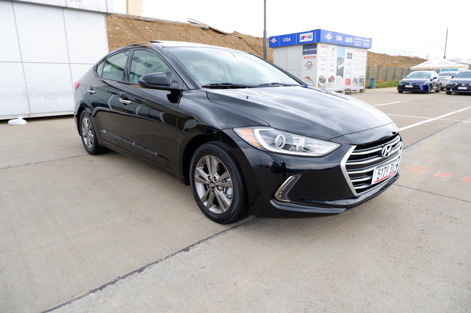 Hyundai Elantra 2018 — photo 2