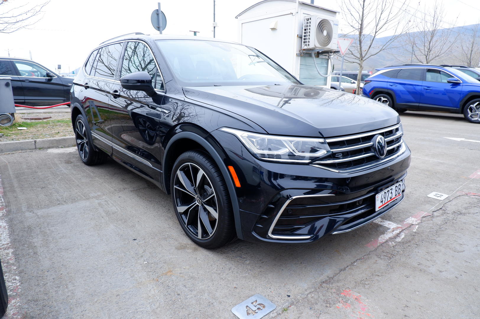 Volkswagen Tiguan 2022 — photo 2