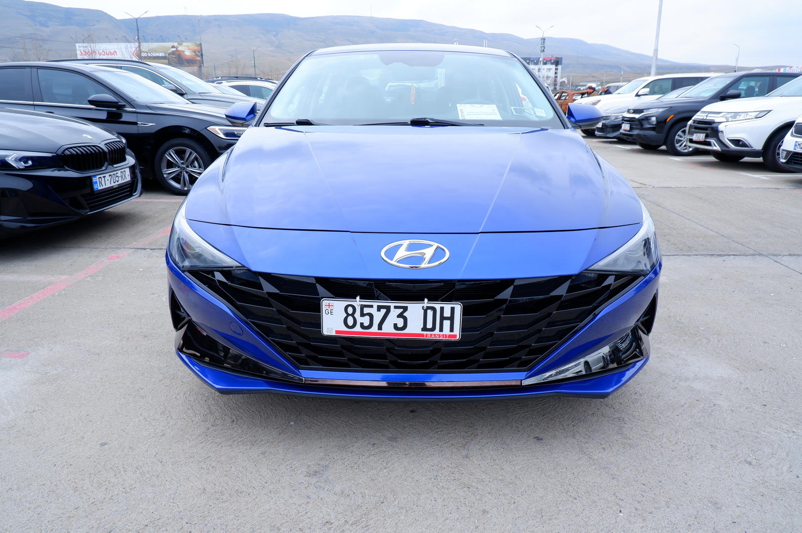 Hyundai Elantra 2022 — photo 2
