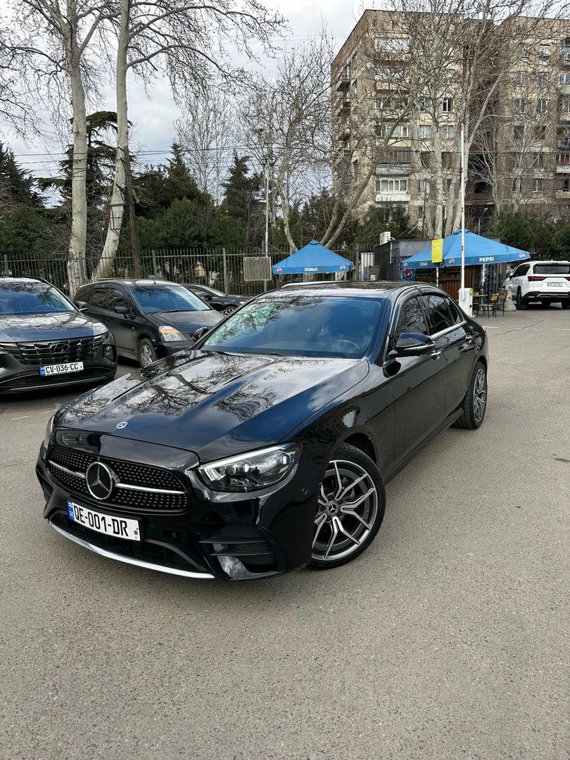 Mercedes-Benz E 200 2020 — photo 2