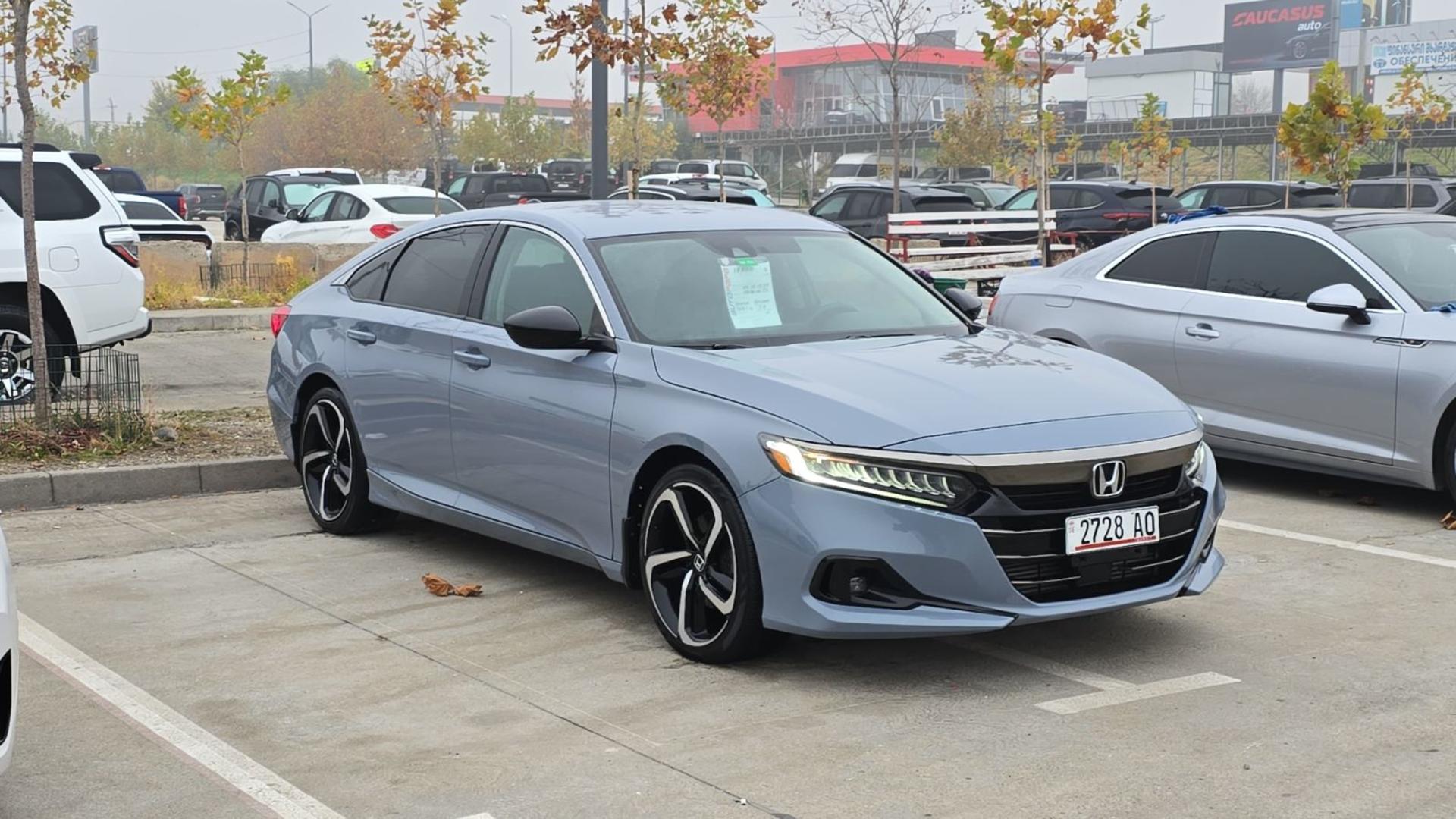 Honda Accord 2022 — photo 2