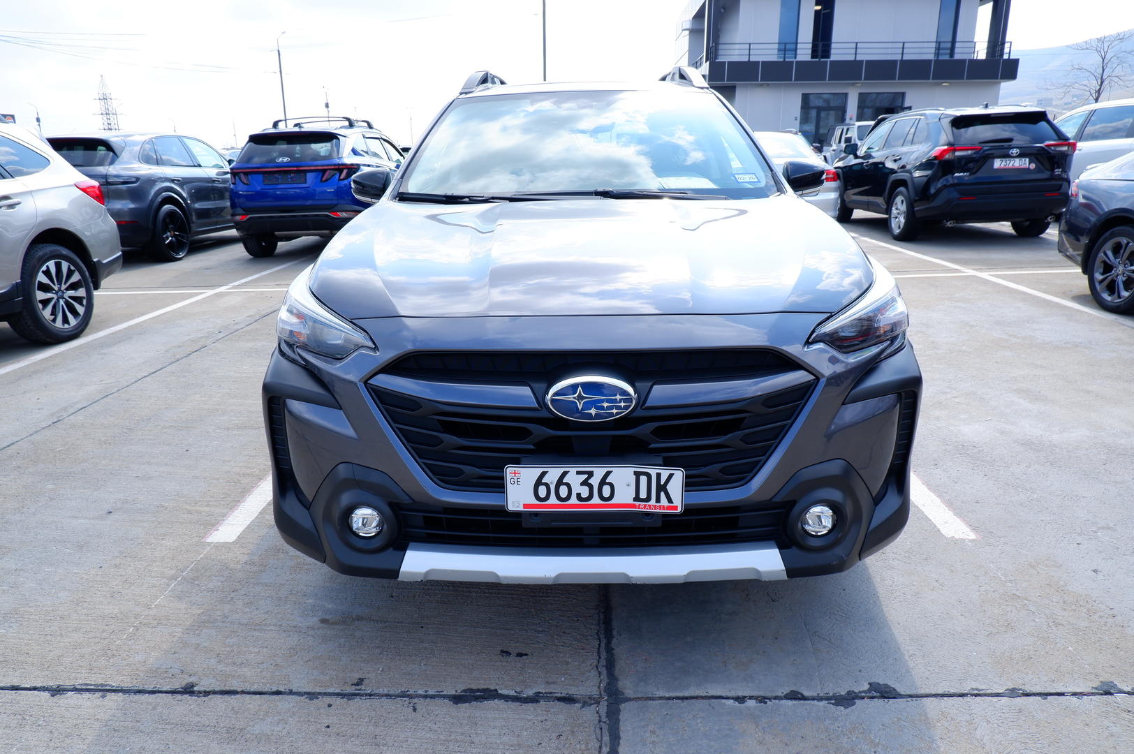 Subaru Outback 2023 — photo 2