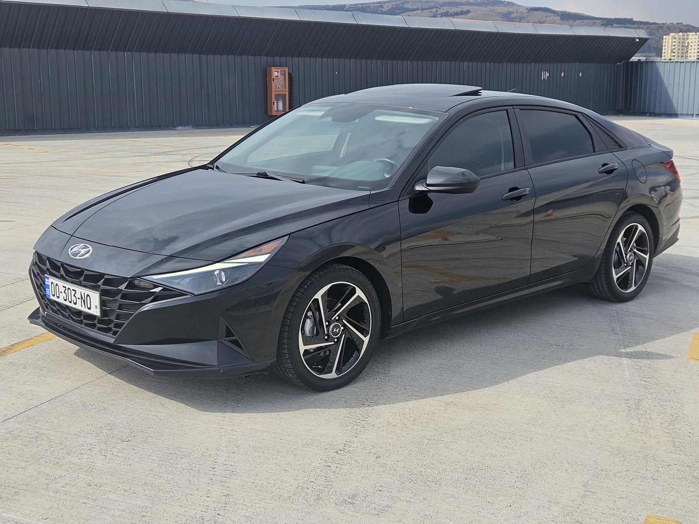 Hyundai Elantra 2021 — photo 2