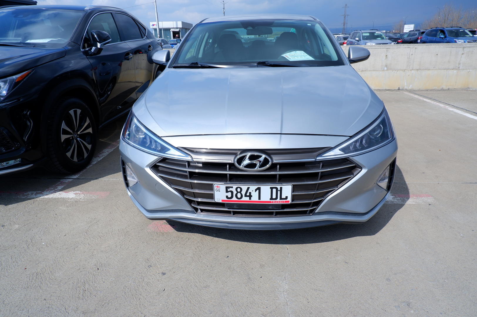 Hyundai Elantra 2020 — photo 2