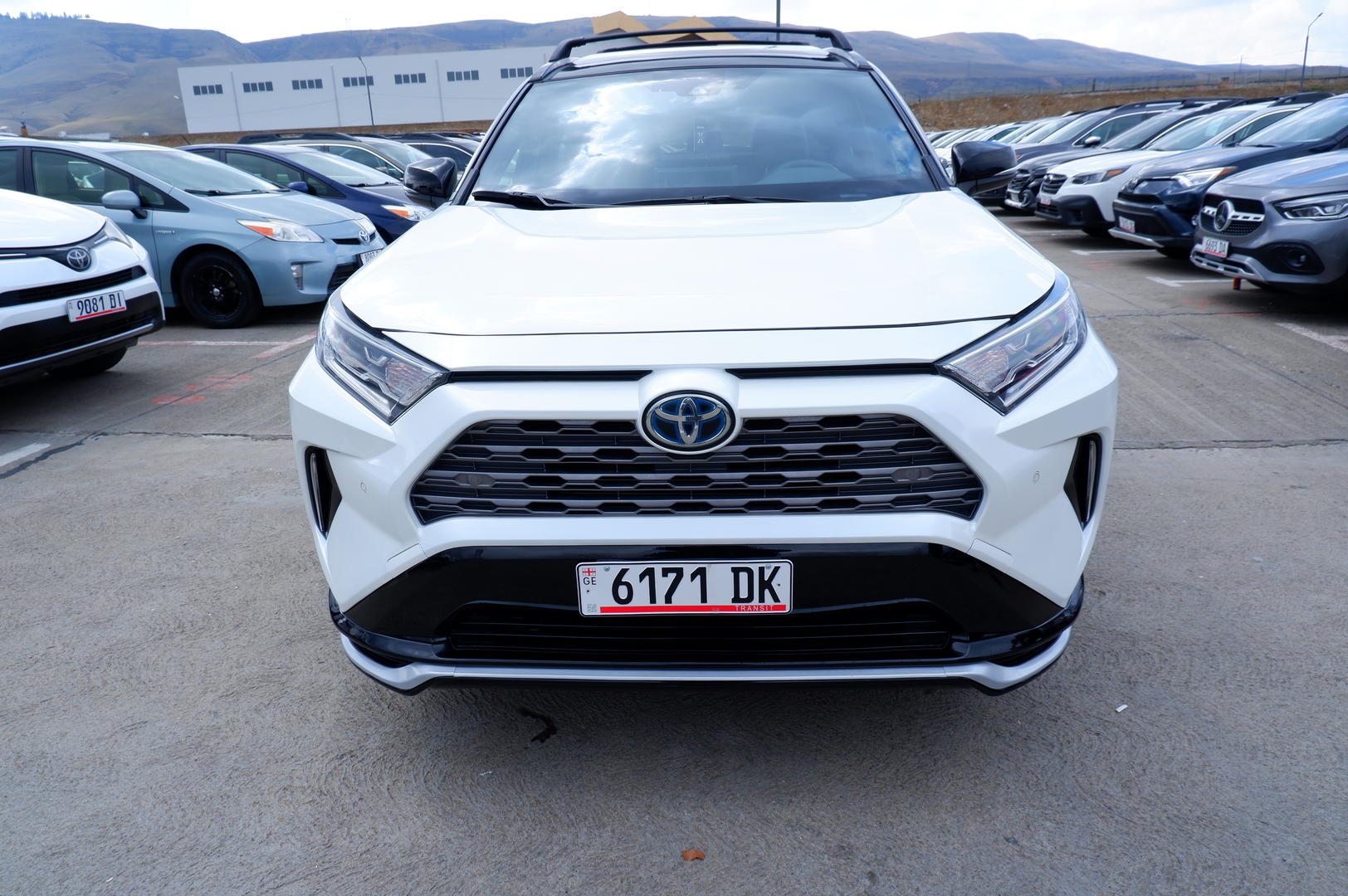 Toyota RAV 4 2020 — photo 2