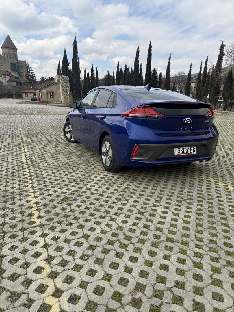 Hyundai Ioniq