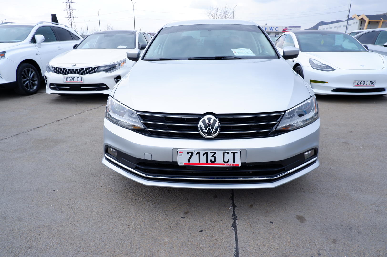 Volkswagen Jetta 2015 — photo 2