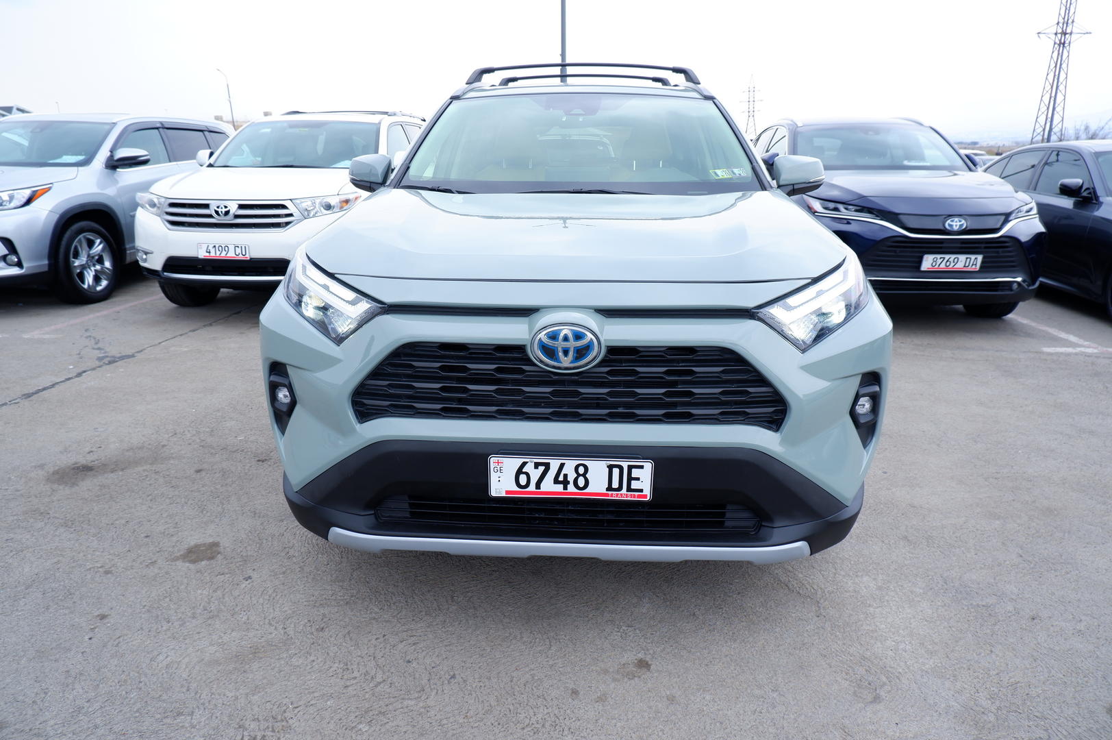 Toyota RAV4 2023 — photo 2