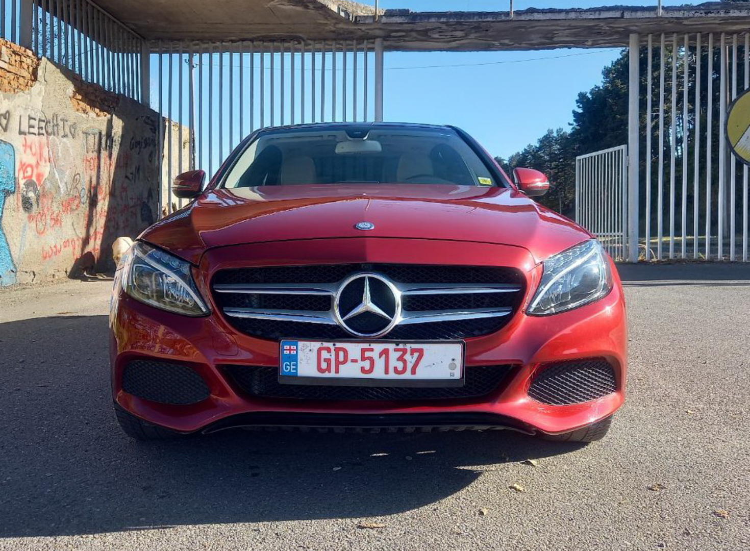 Mercedes-Benz C 300 2017 — photo 2
