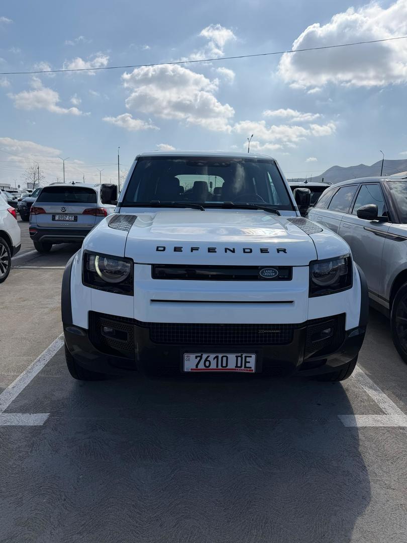Land Rover Defender