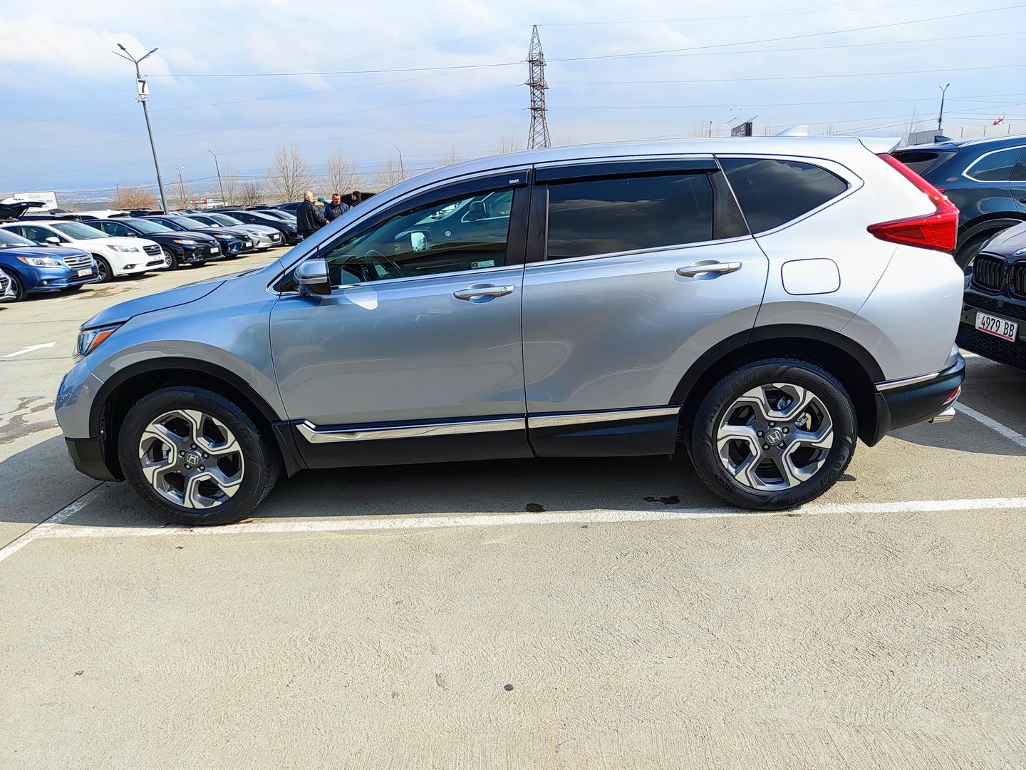 Honda CR-V 2019 — photo 2