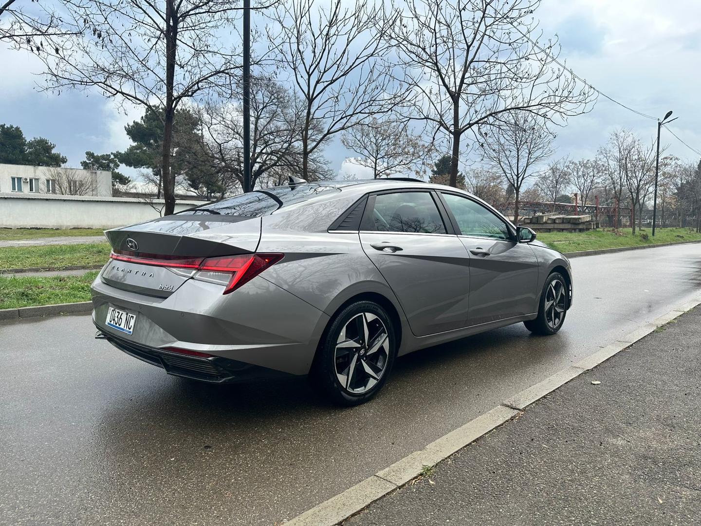 Hyundai Elantra 2022 — photo 2